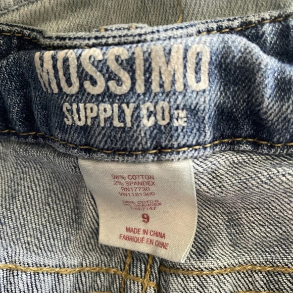 Mossimo Jr Womens Denim Shorts Size 9 Pockets Cuffed Beach Stretch Distressed - Picture 9 of 10